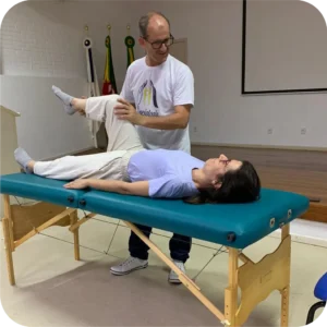 Sessão prática de Kinesiologia Touch for Health